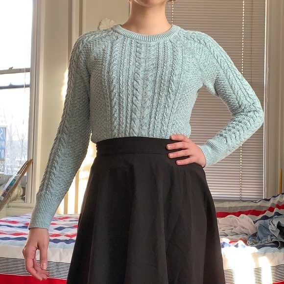 baby blue cable-knit Gap sweater - Picture 6 of 9